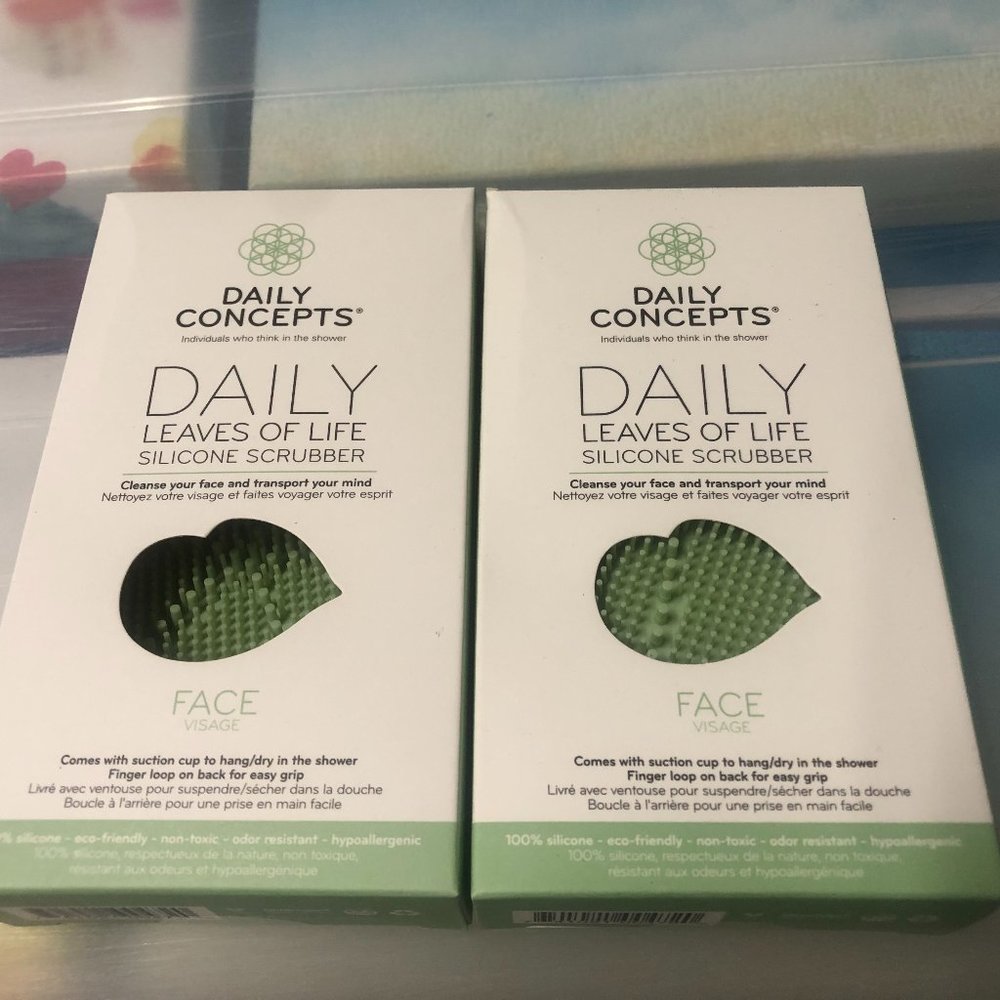LOT of 2 Daily Concepts Silicone Face Scrubbers